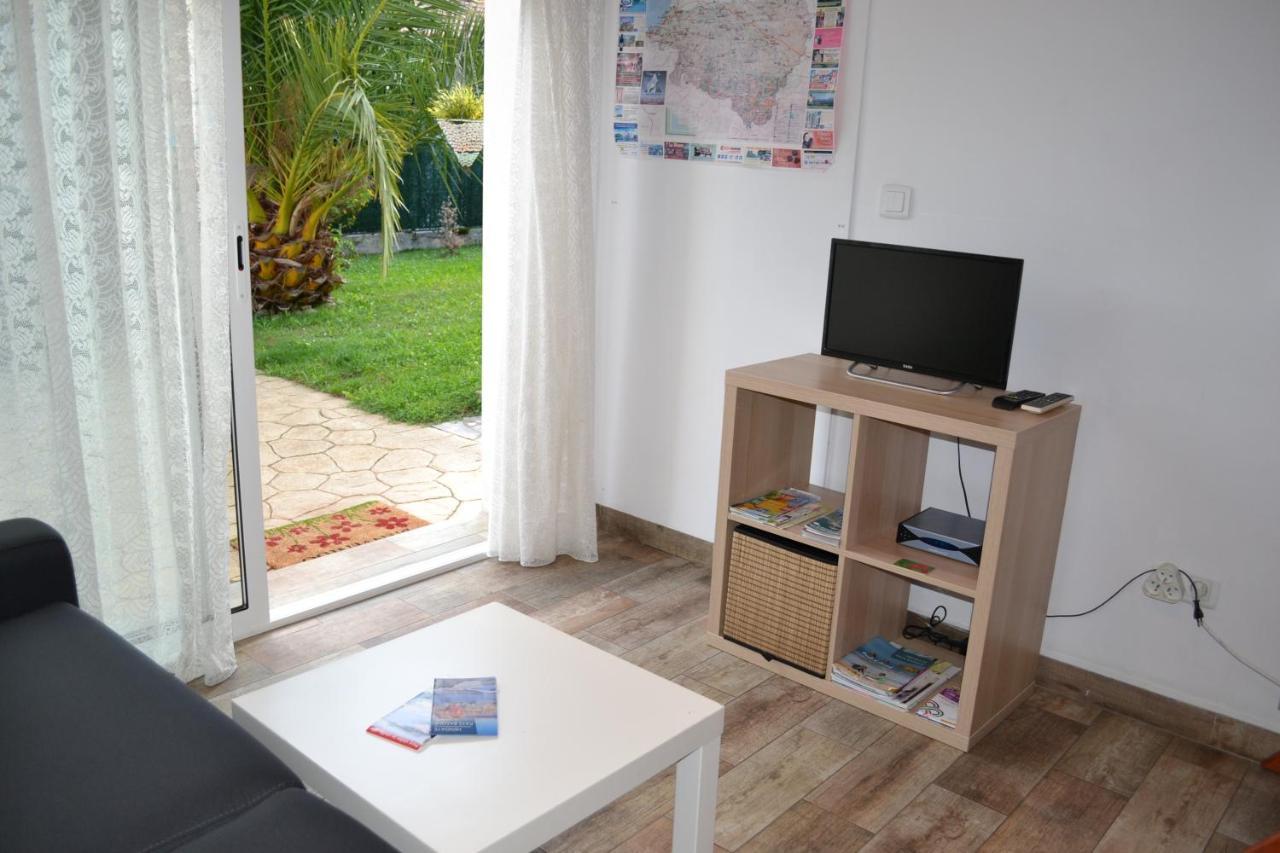 APPARTEMENT LES HIRONDELLES 2KM PLAGE-WiFI-JARDIN-PARKING-DRAPS ET SERVIETTES Hendaye Exterior foto